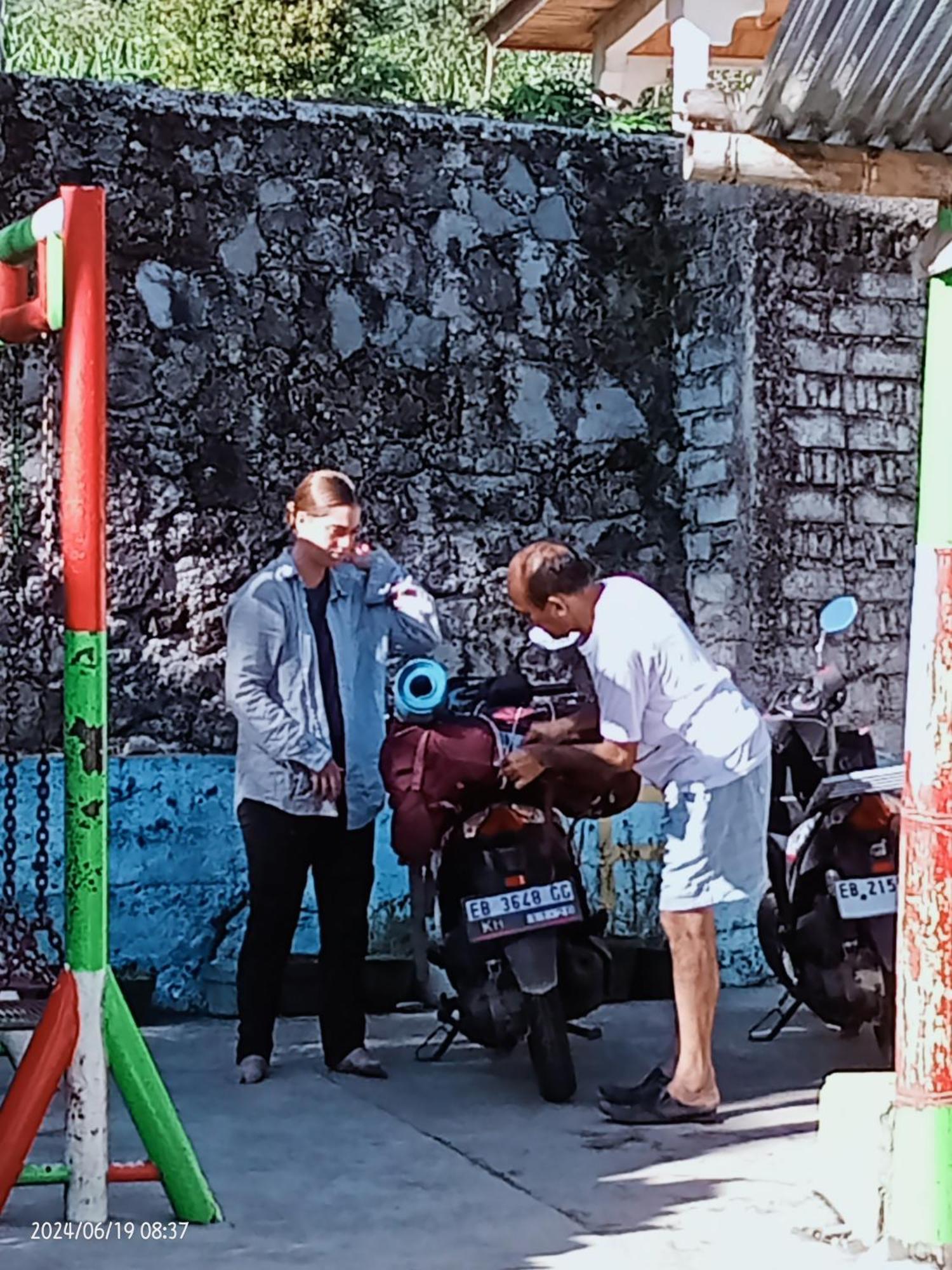 Petra Homestay Bangka Leda Ruteng Eksteriør billede