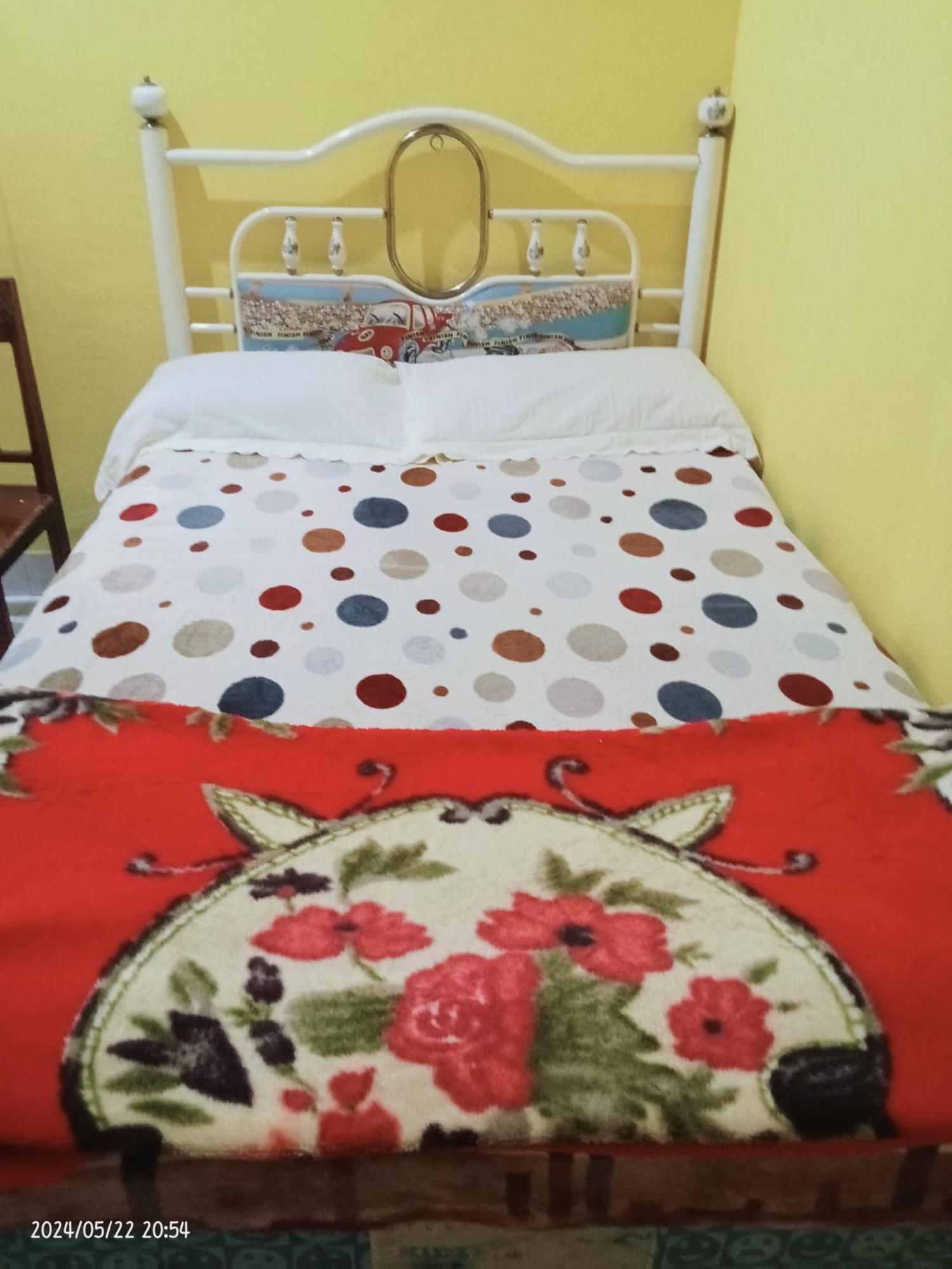 Petra Homestay Bangka Leda Ruteng Eksteriør billede