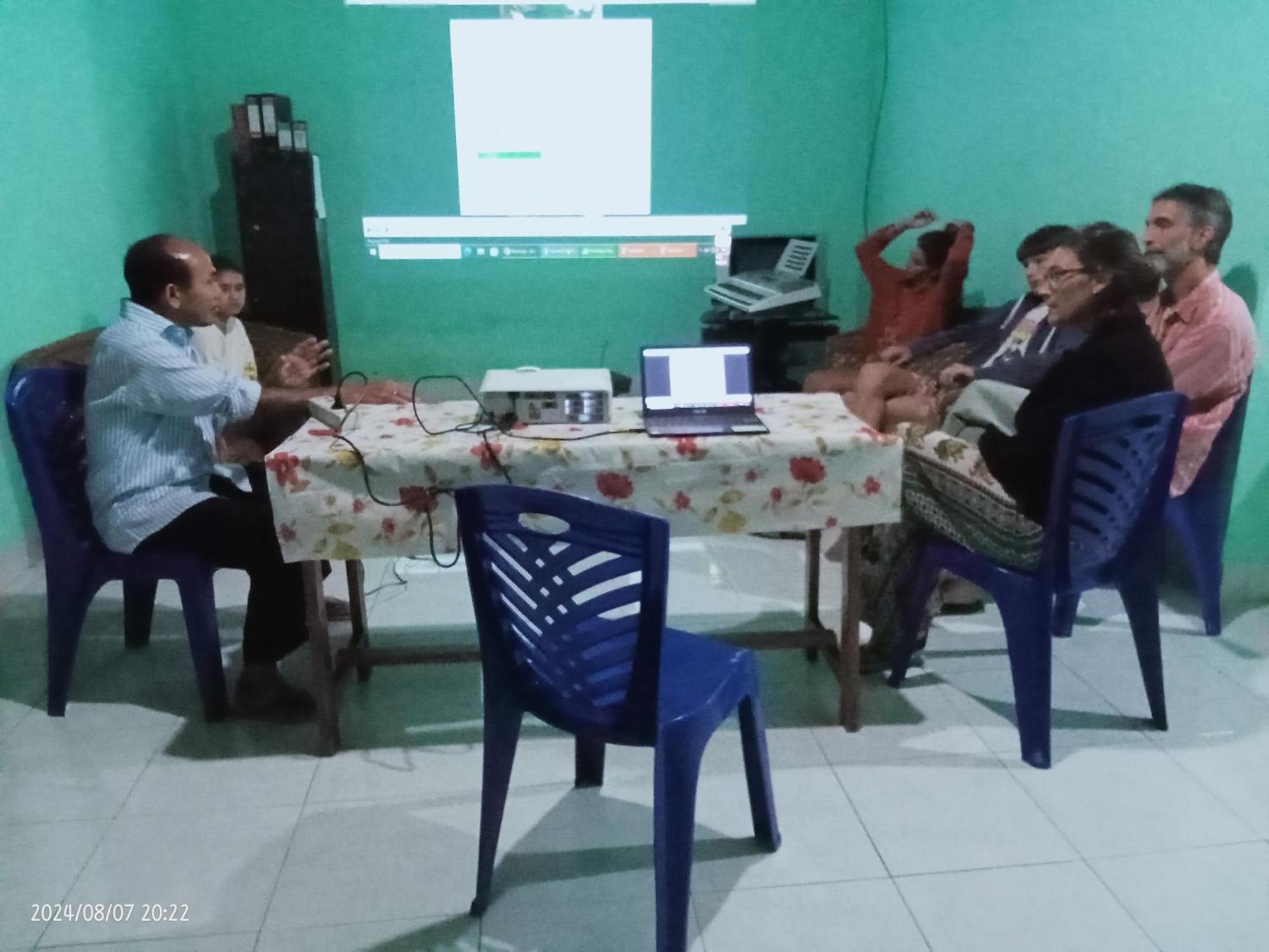 Petra Homestay Bangka Leda Ruteng Eksteriør billede
