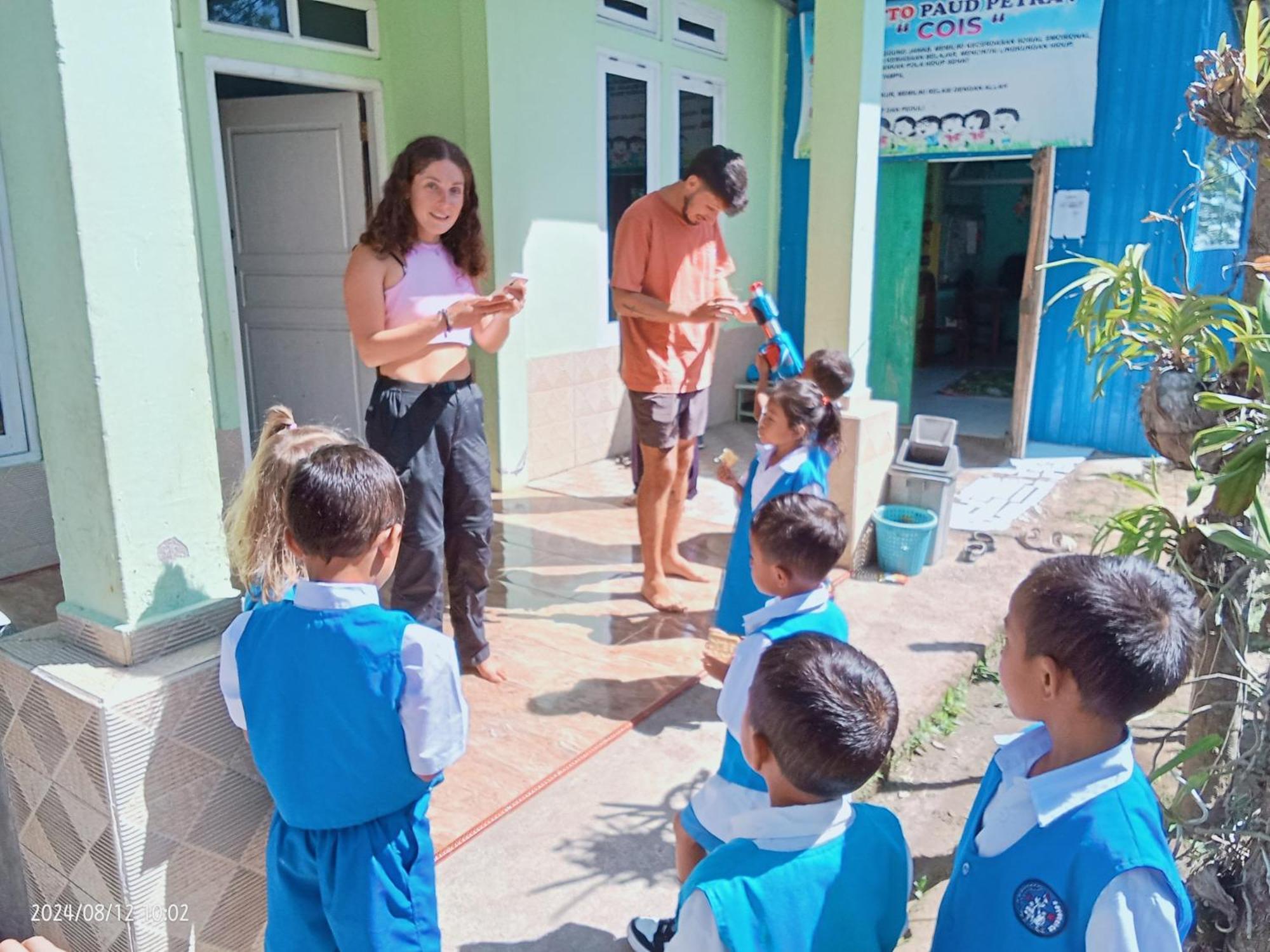 Petra Homestay Bangka Leda Ruteng Eksteriør billede